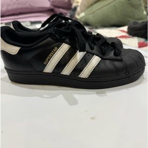 Adidas Superstar Sneakers